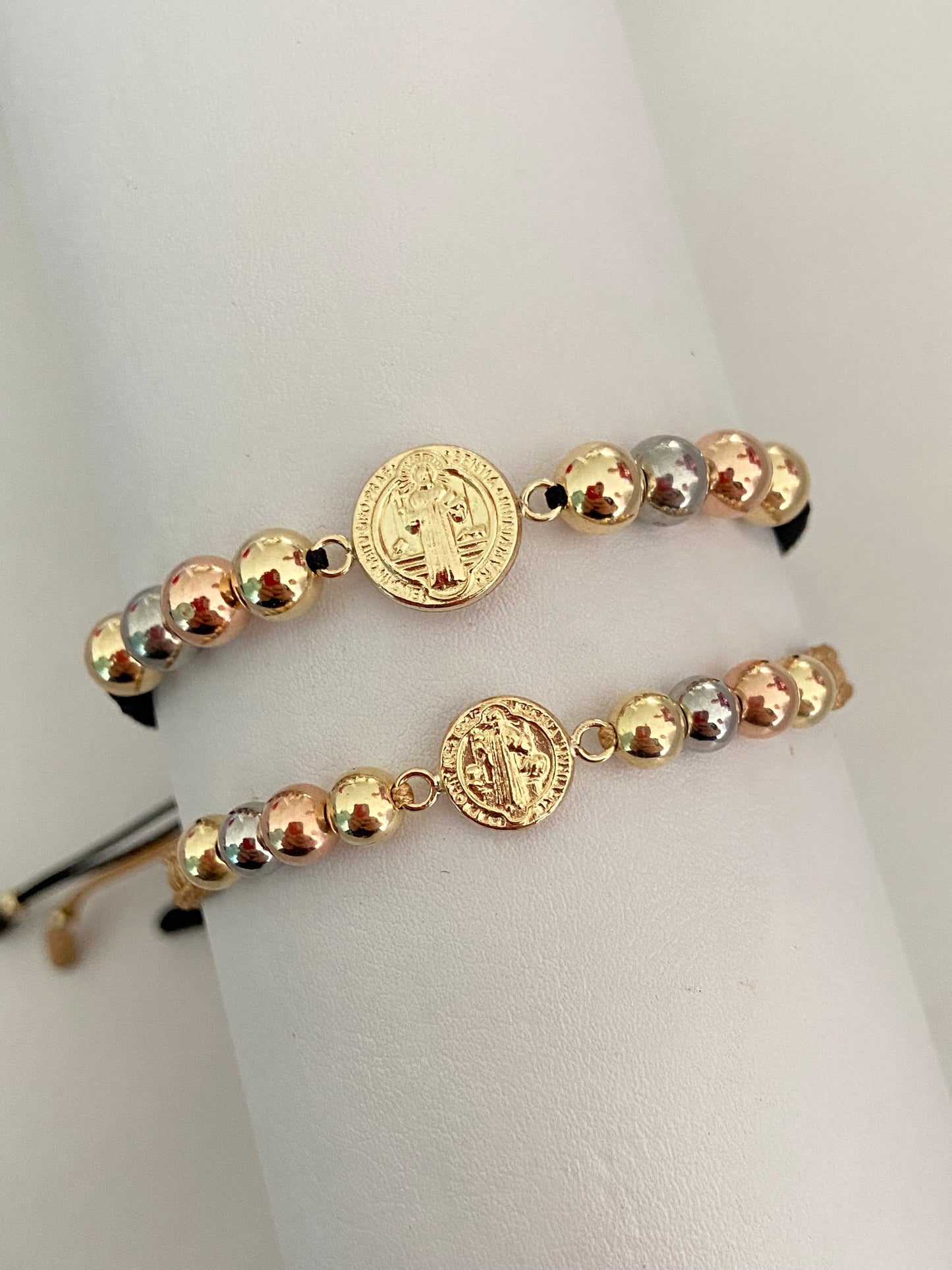 Pulseras pareja San Benito med y peq (6mm y 5mm)