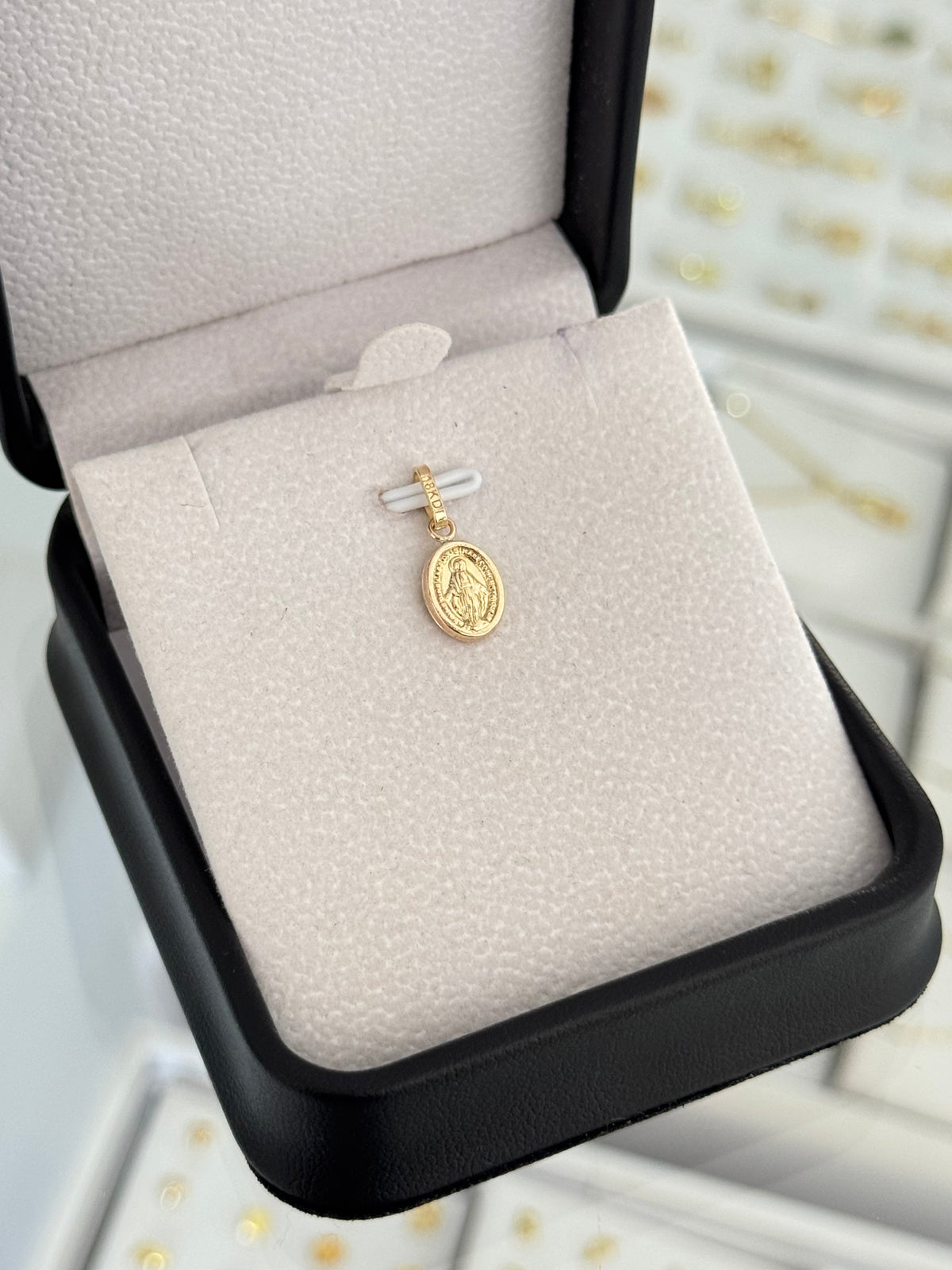 Dije Milagrosa mini exclusive