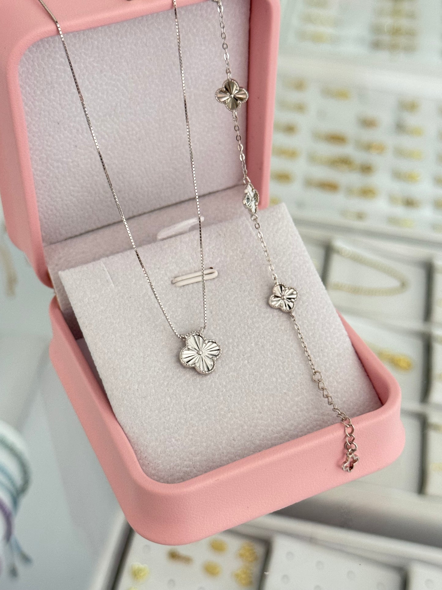 Conjunto clover plata