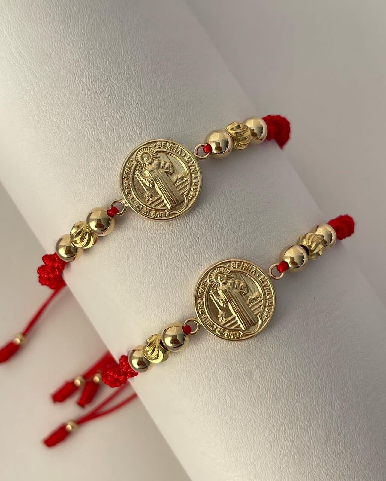 Pulsera Pareja San Benito grande (5mm)