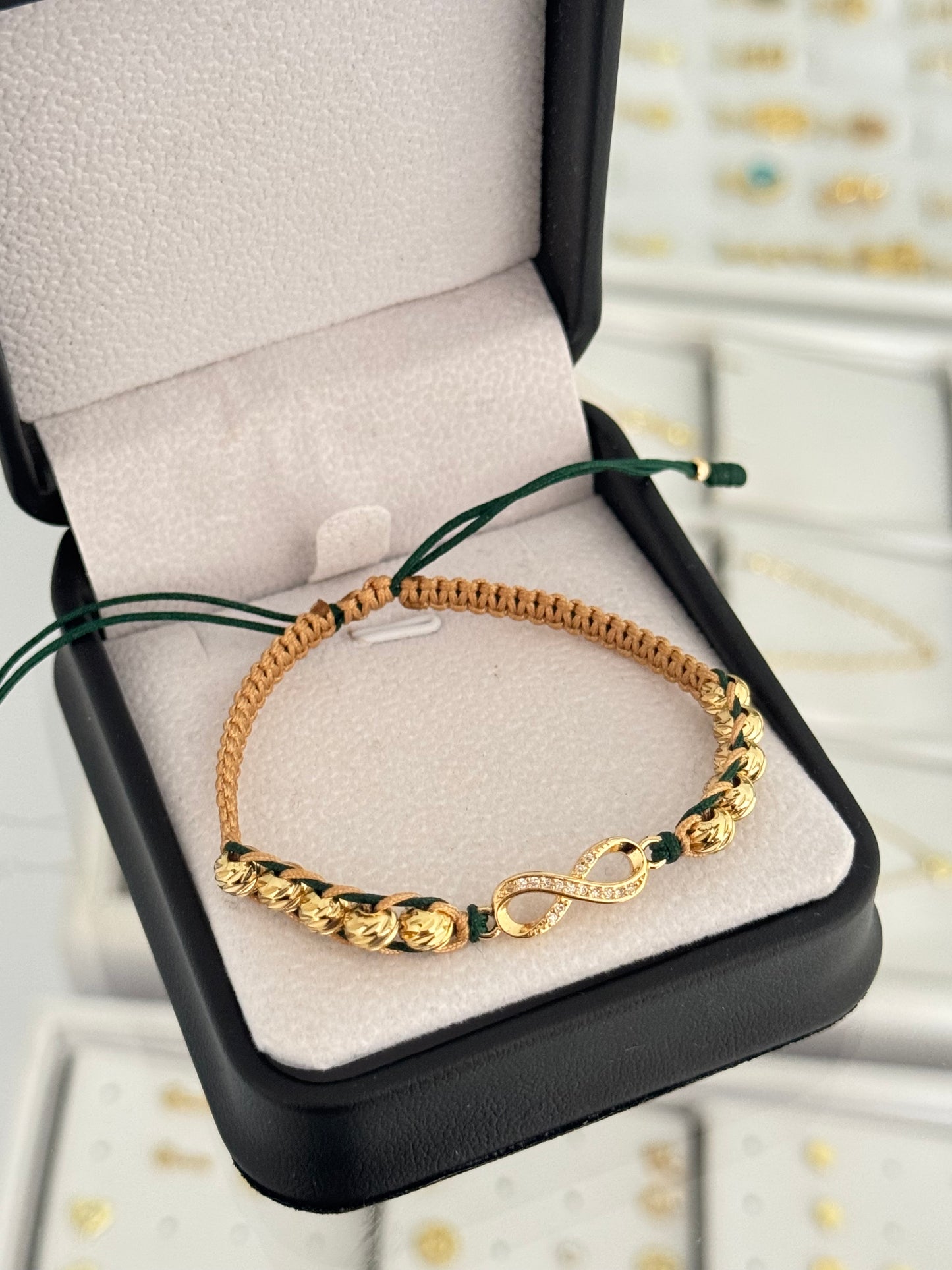 Pulsera herraje infinito silueta cristal. N de balín: #5 diamantado.