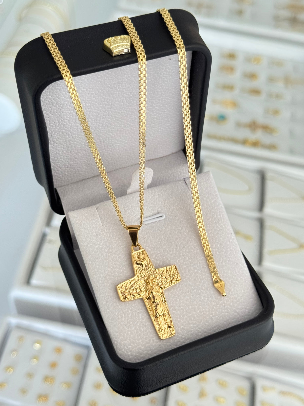 Conjunto cruz buen pastor (cadena y pulsera China it 3mm 65cms / 19.5cms + dije)