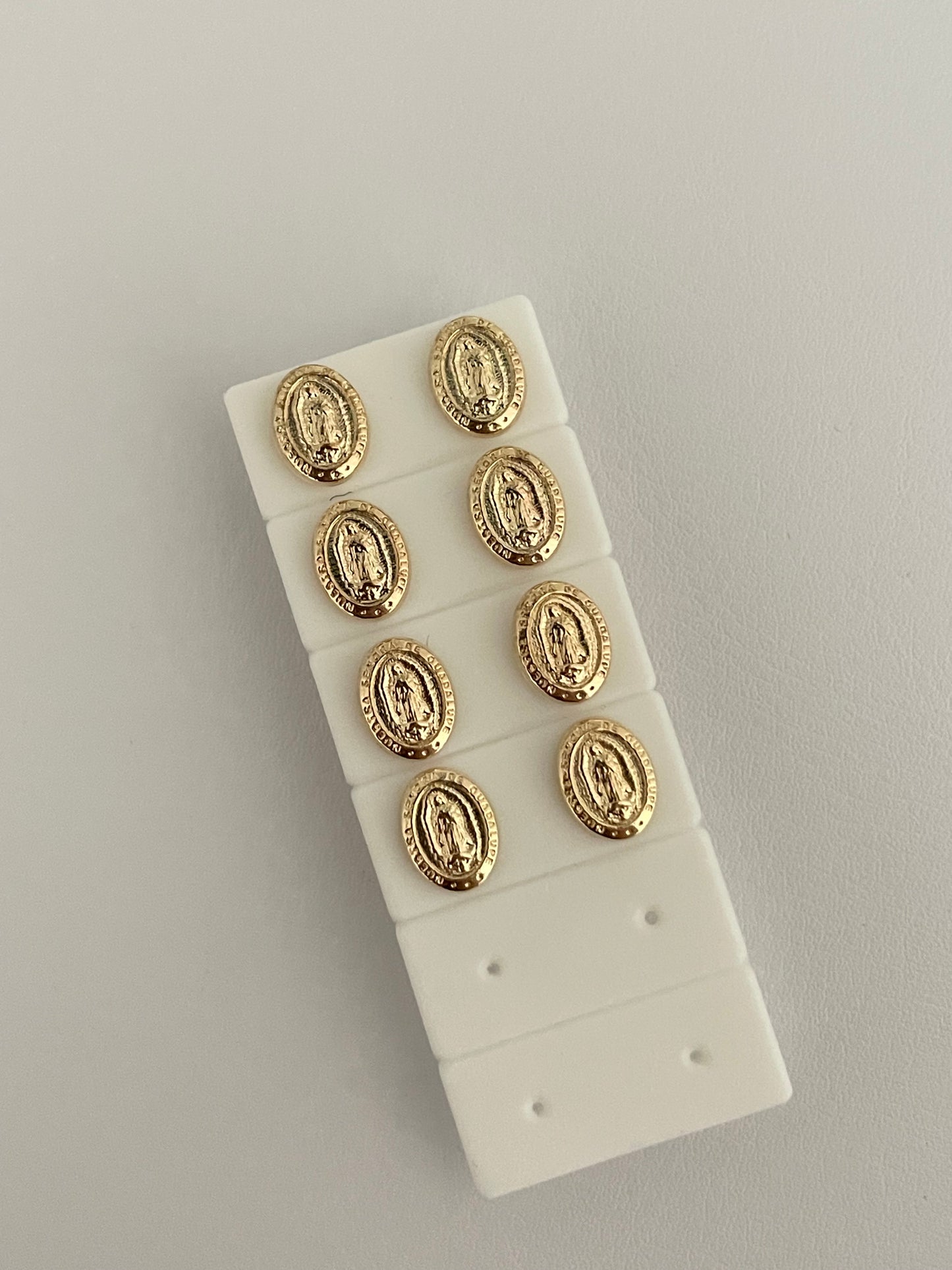 Topos virgen broche de seguridad