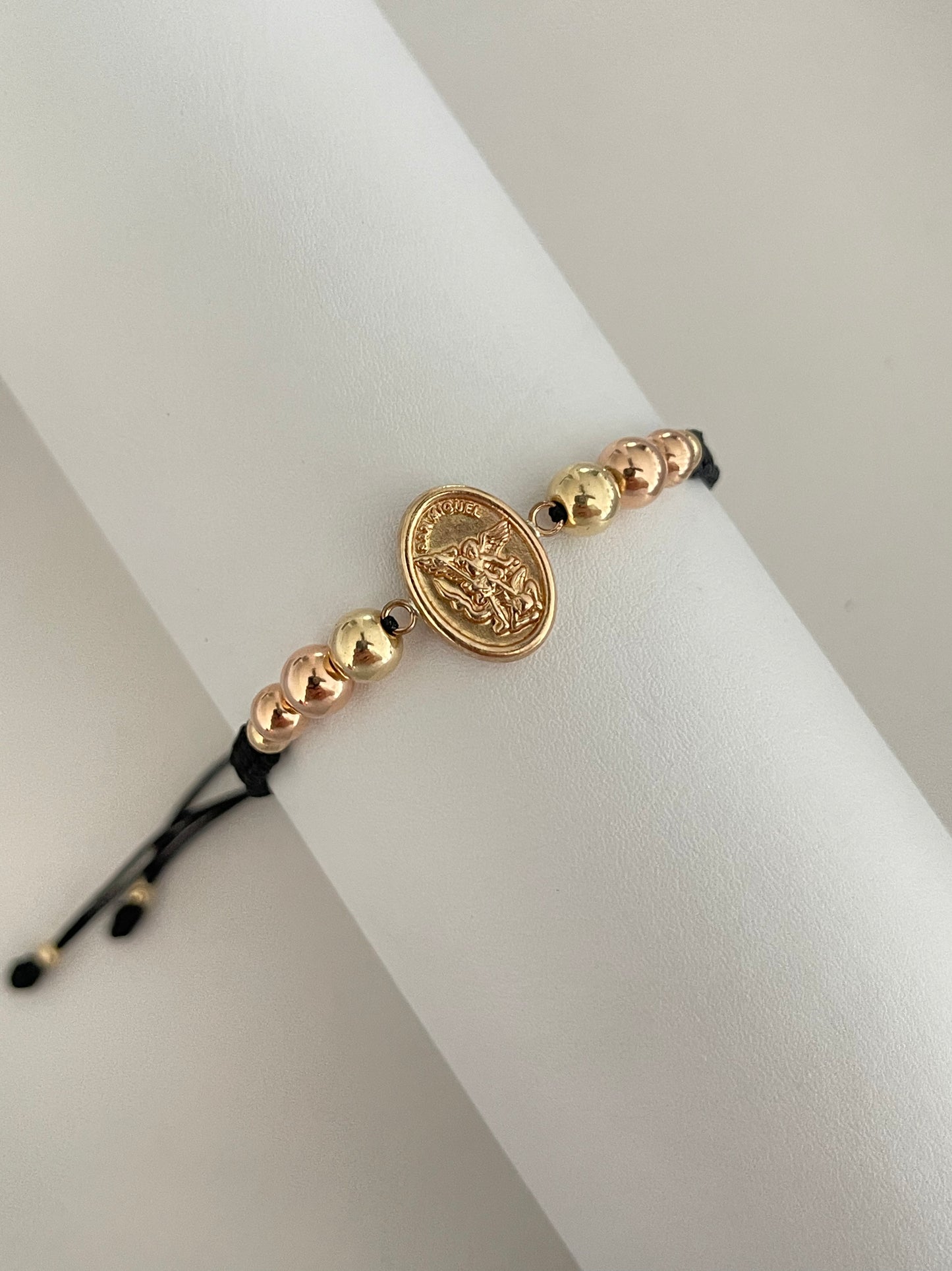 Pulsera san Miguel arcángel 2 oros (6mm, 5mm, 4mm)