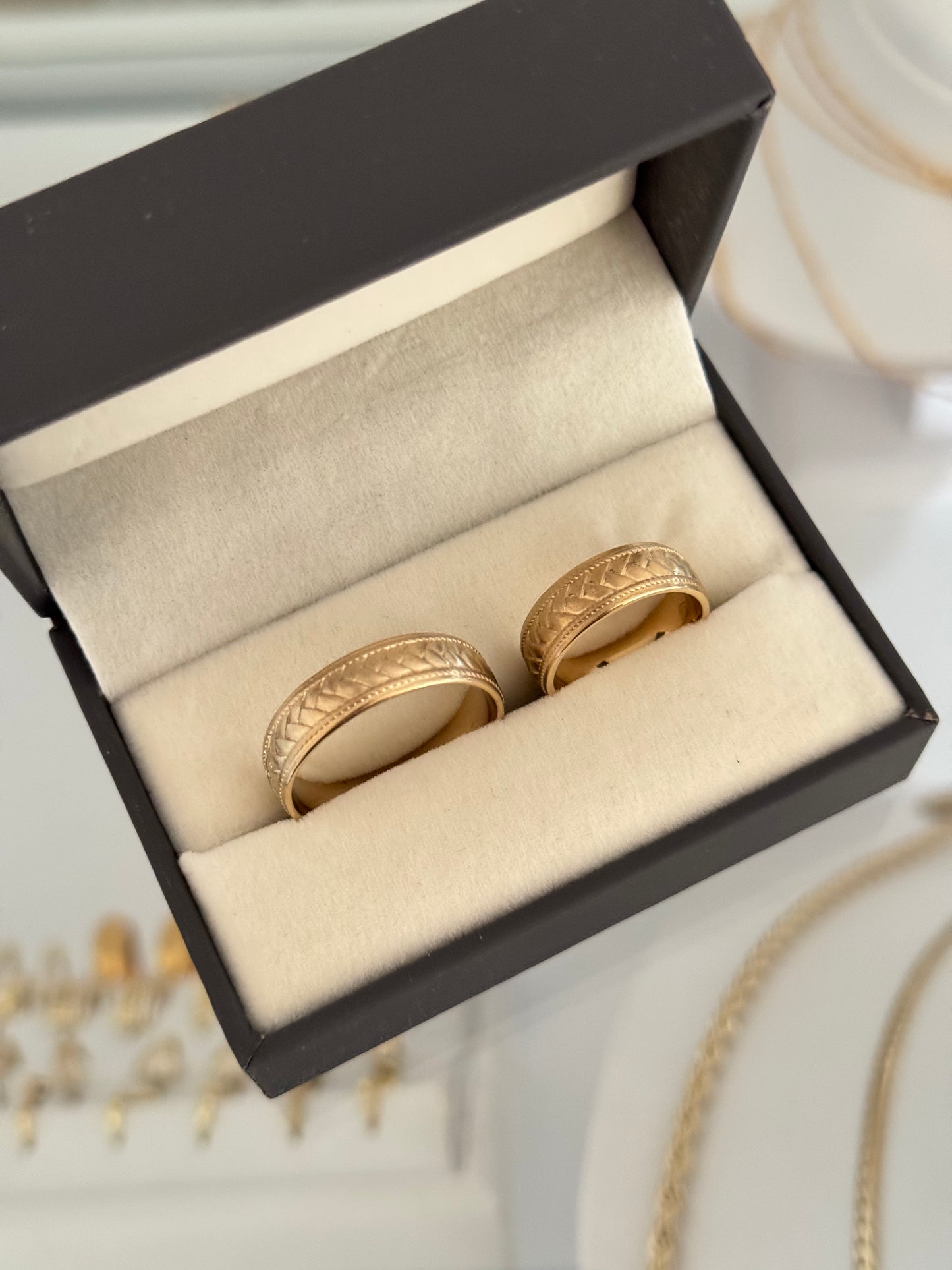 Anillos tallados