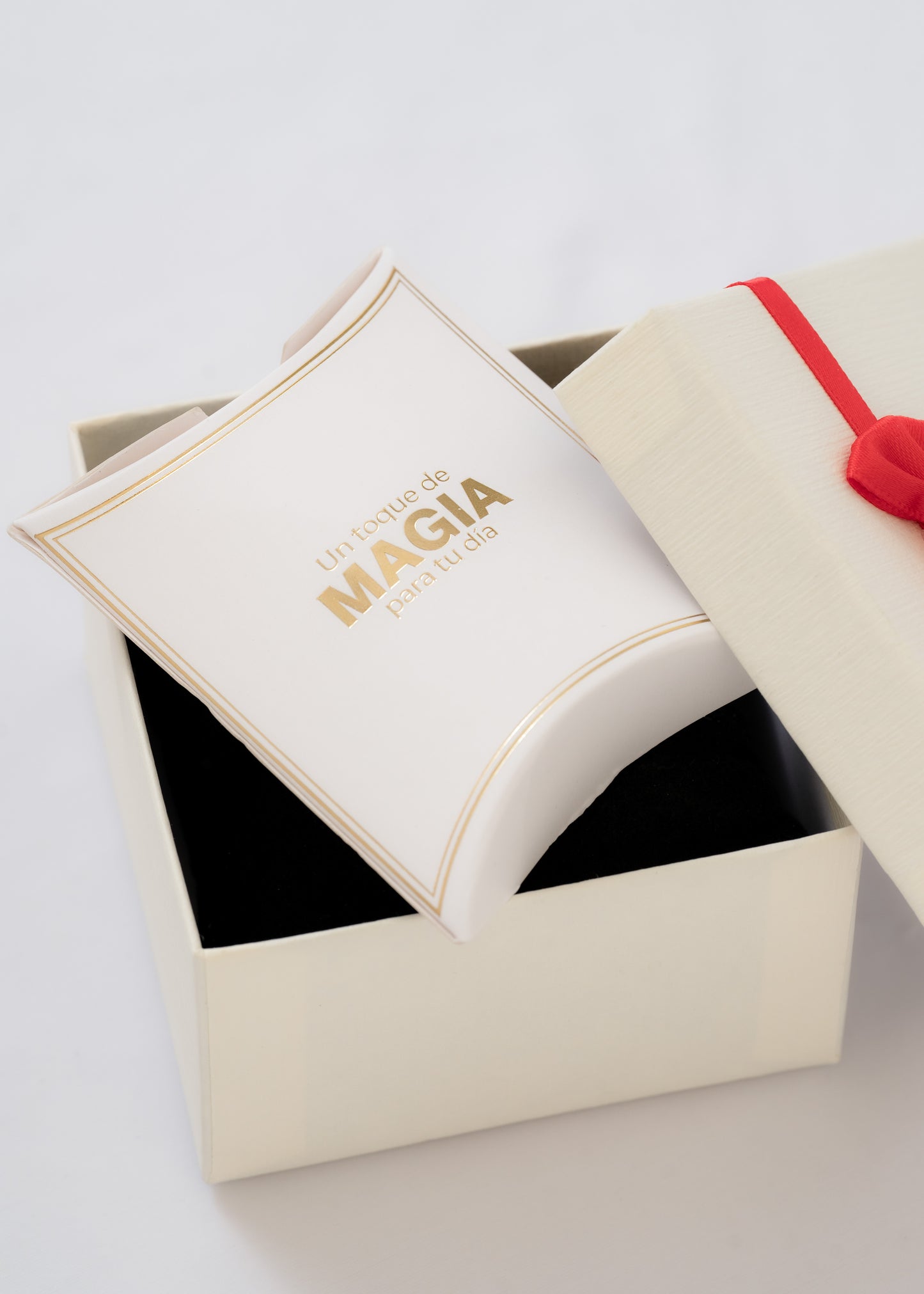 caja blanca magia