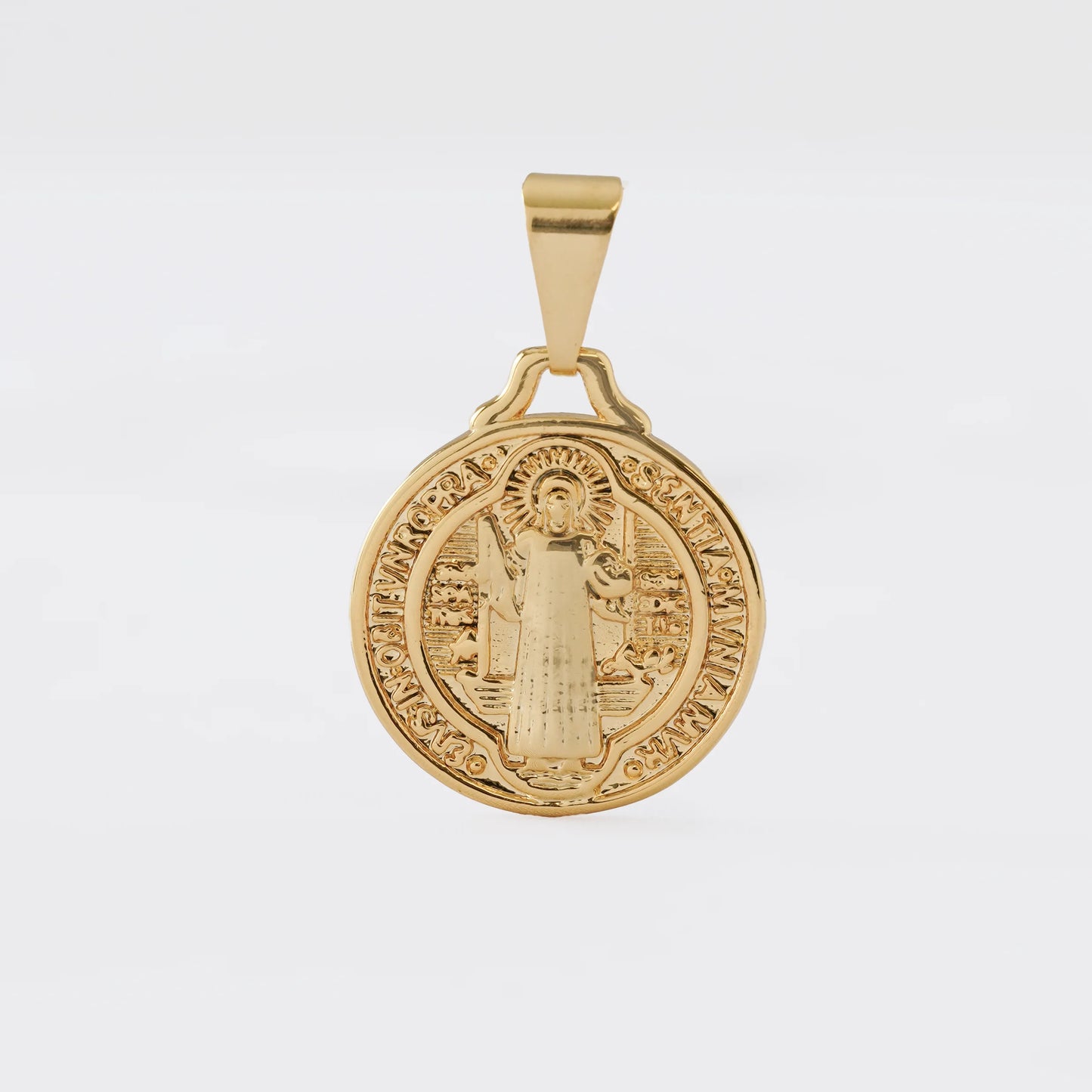 Dije medalla de san Benito