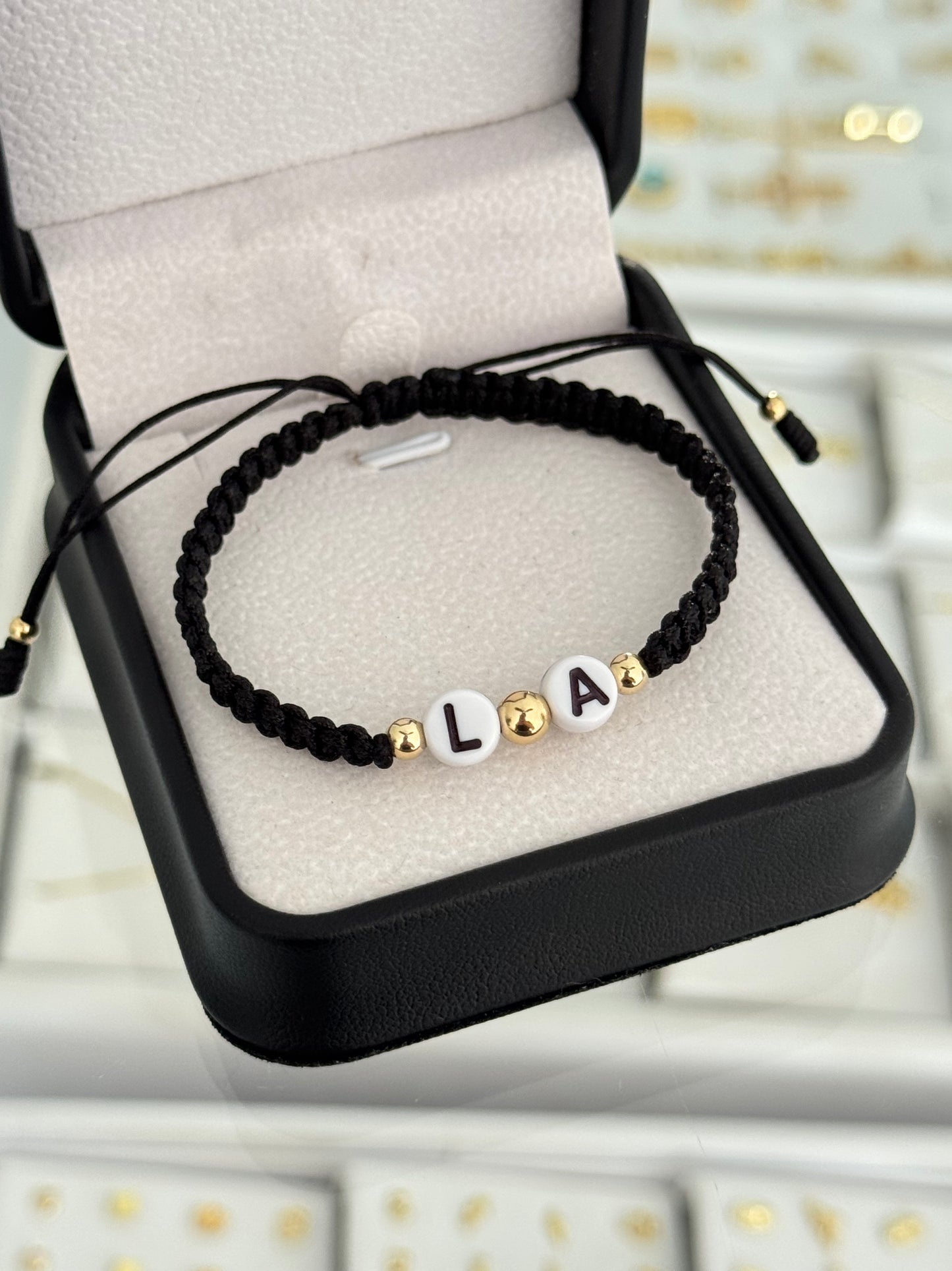 Pulsera inicial. N de balín: #4, #5 liso