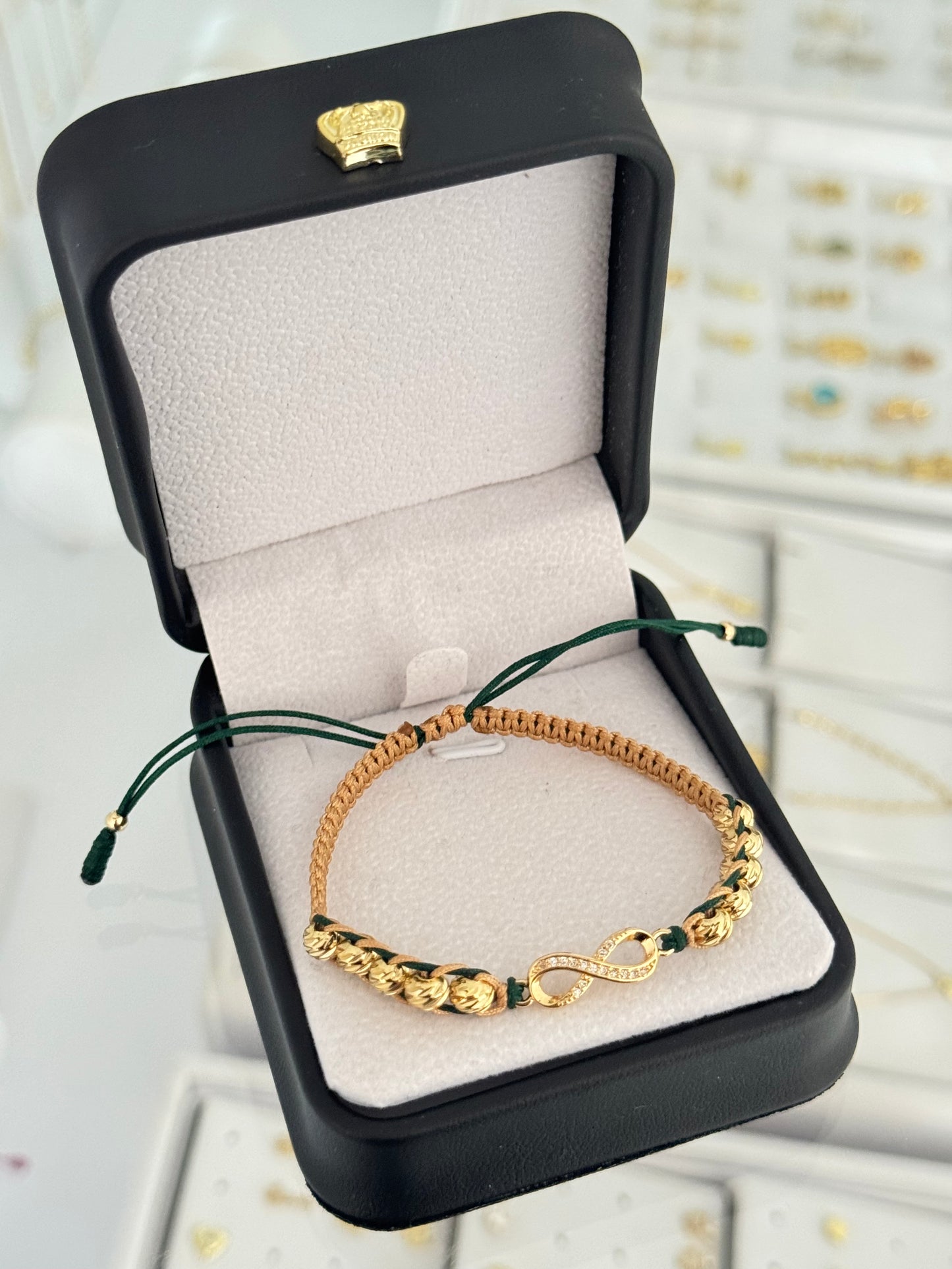 Pulsera herraje infinito silueta cristal. N de balín: #5 diamantado.
