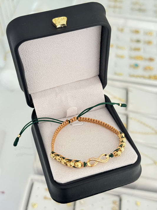 Pulsera herraje infinito silueta cristal. N de balín: #5 diamantado.