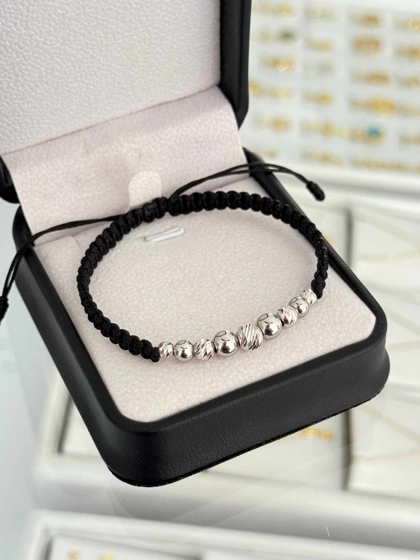 Pulsera acero y diamantado. N de balín: #6 diamantado, #6 acero, #5 diamantado, #5 acero, #4 diamantado