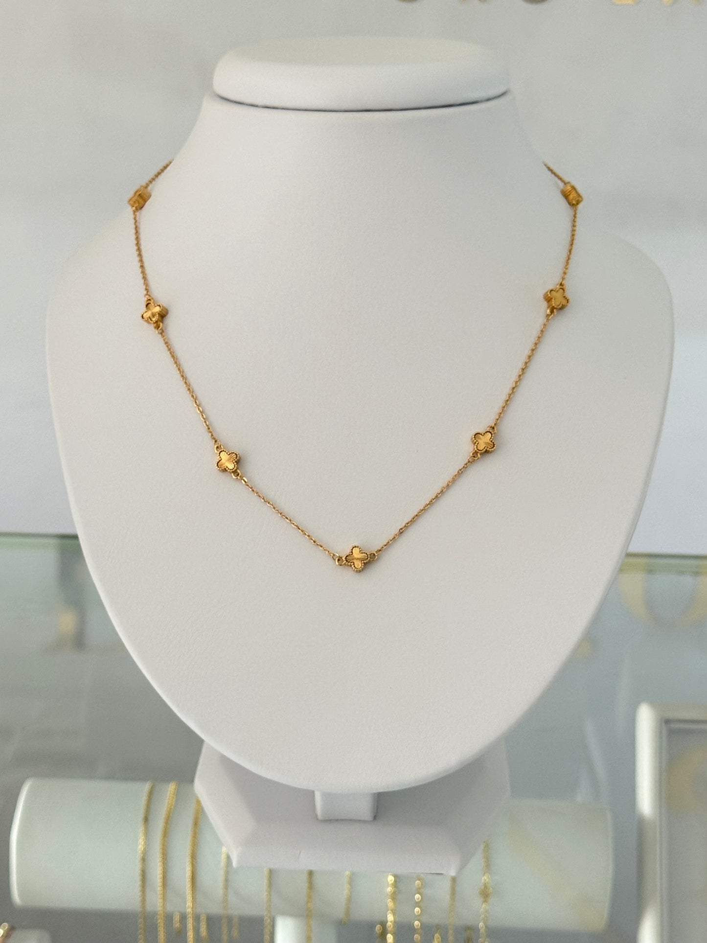 Collar trebol diamantado 45cm