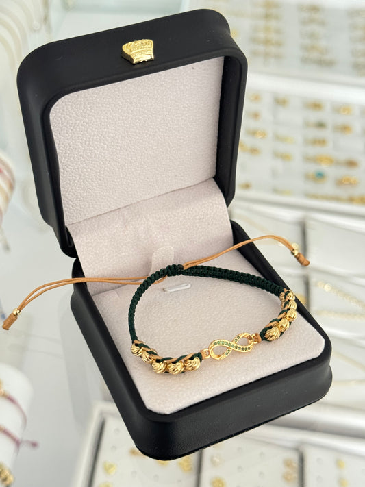 Pulsera herraje infinito silueta verde. N de balín: #5 diamantado.