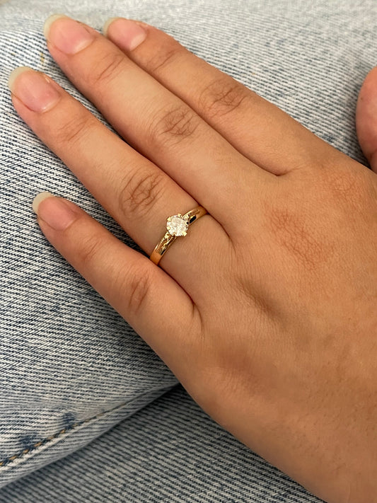 Anillo solitario plataforma exclusive