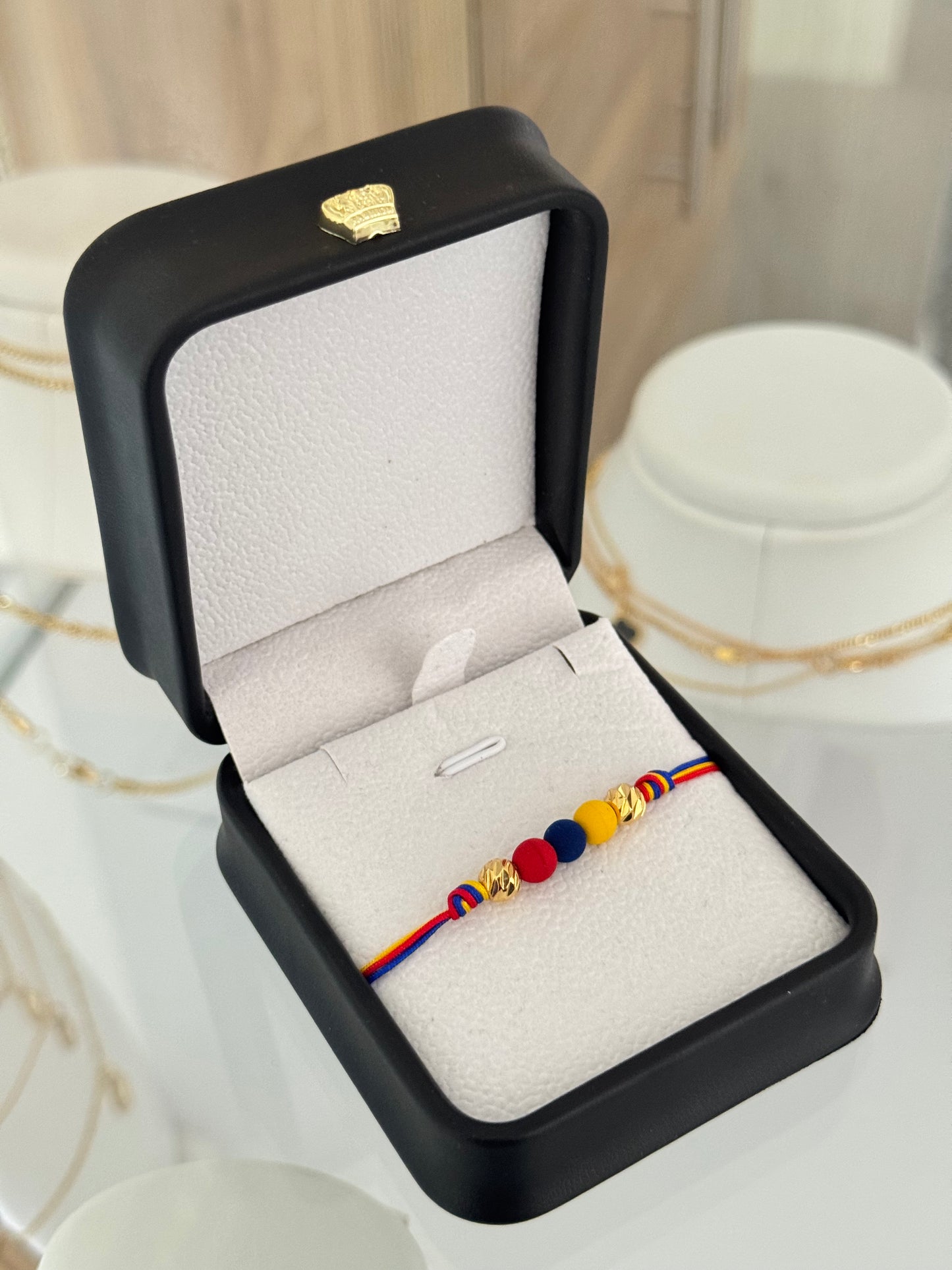 Pulsera Colombia. N° de Balín: #6 diamantados BLZ