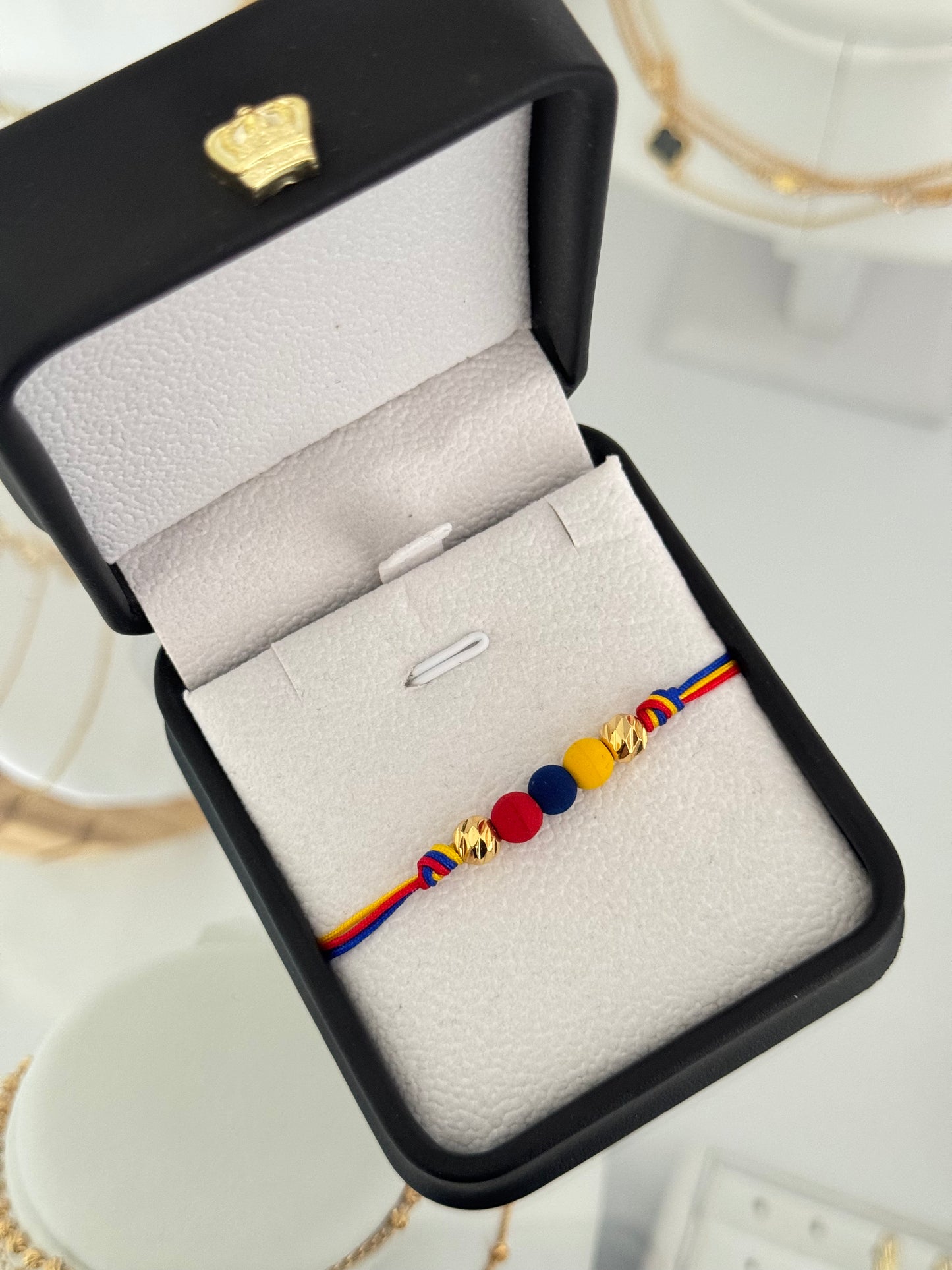 Pulsera Colombia. N° de Balín: #6 diamantados BLZ