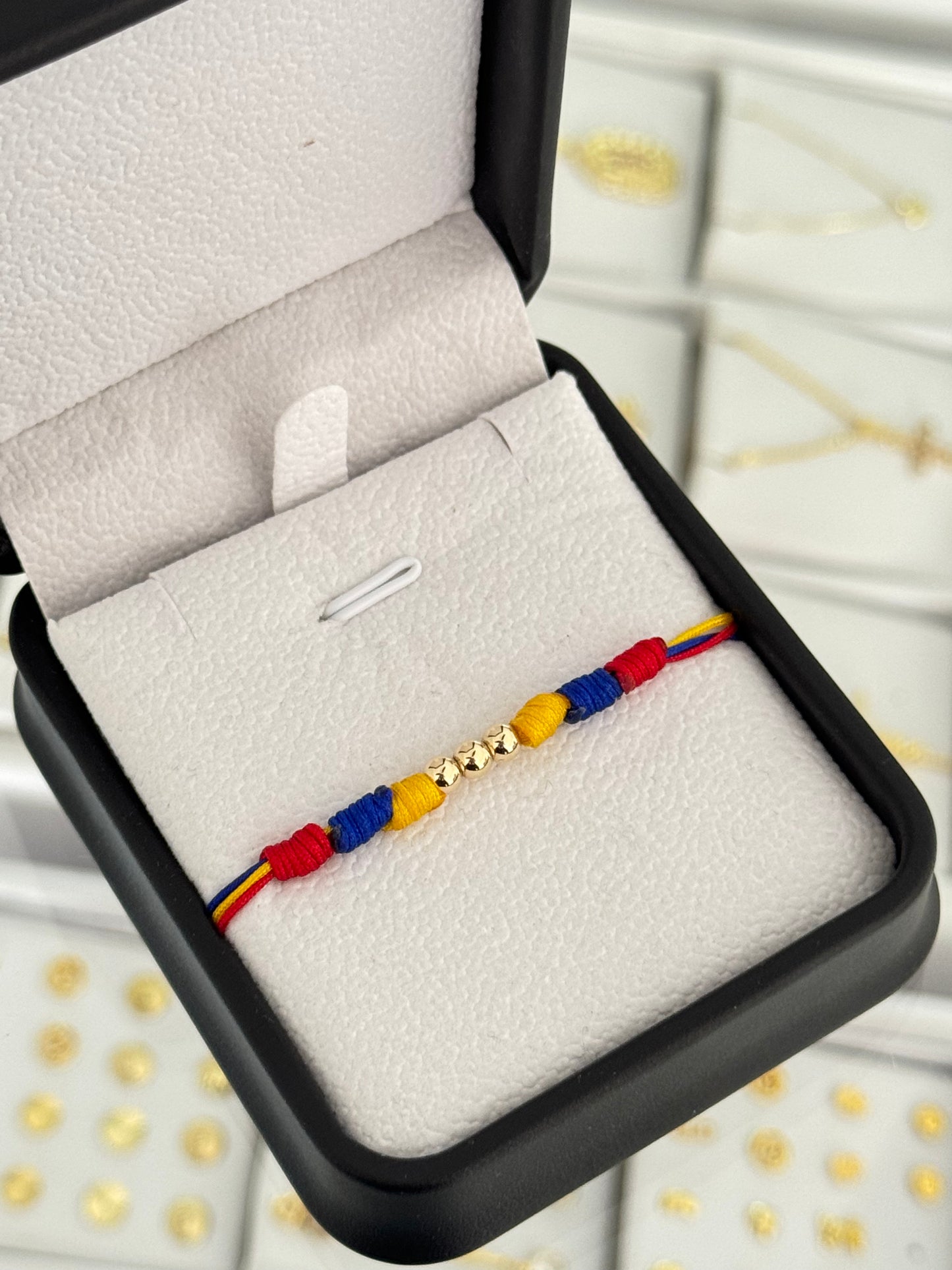Pulsera minimalista Colombia. N° de Balín: #4