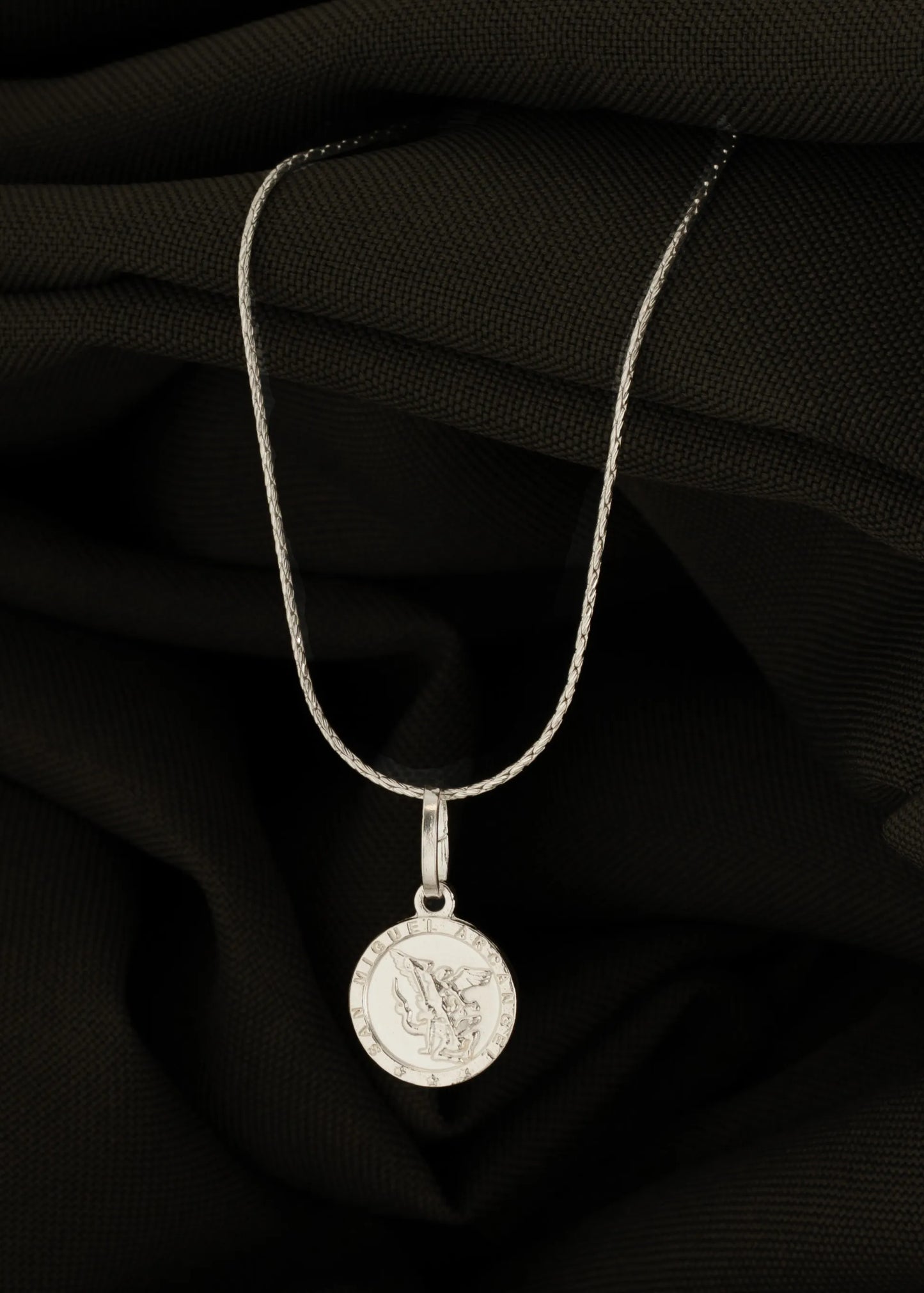 Dije San Miguel Arcangel 1,2 cms Plata Ley 925