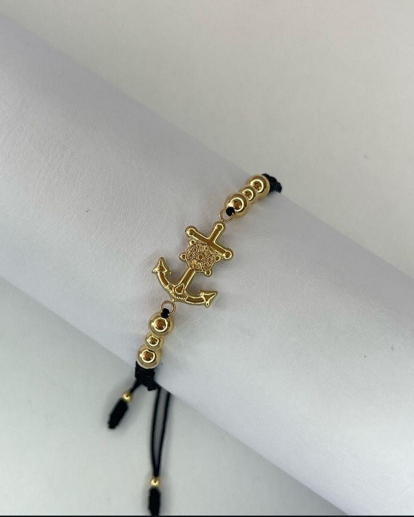 Pulsera dije ancla con balines #4 y #5.
